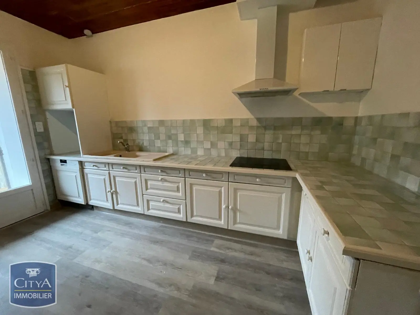 Photo 2 Appartement 4 pièces 96.05m²