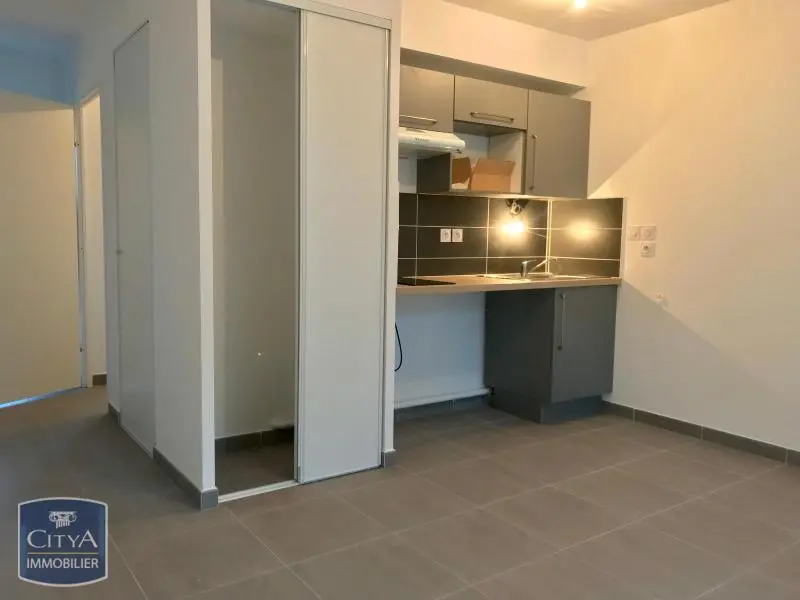 Photo 1 Appartement 1 pièce 25.34m²