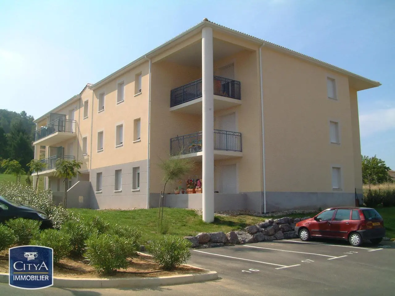 Photo 1 Appartement 1 pièce 30.97m²