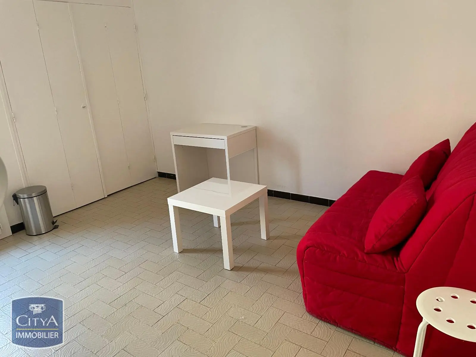 Photo 2 Appartement 1 pièce 18.79m²