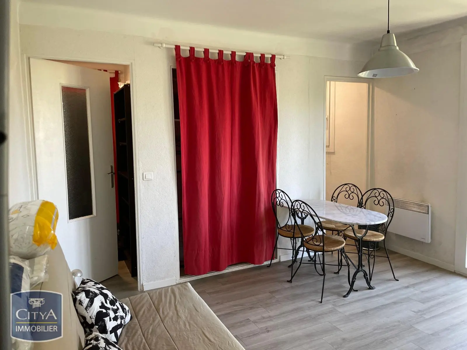 Photo 1 Appartement 1 pièce 24.83m²