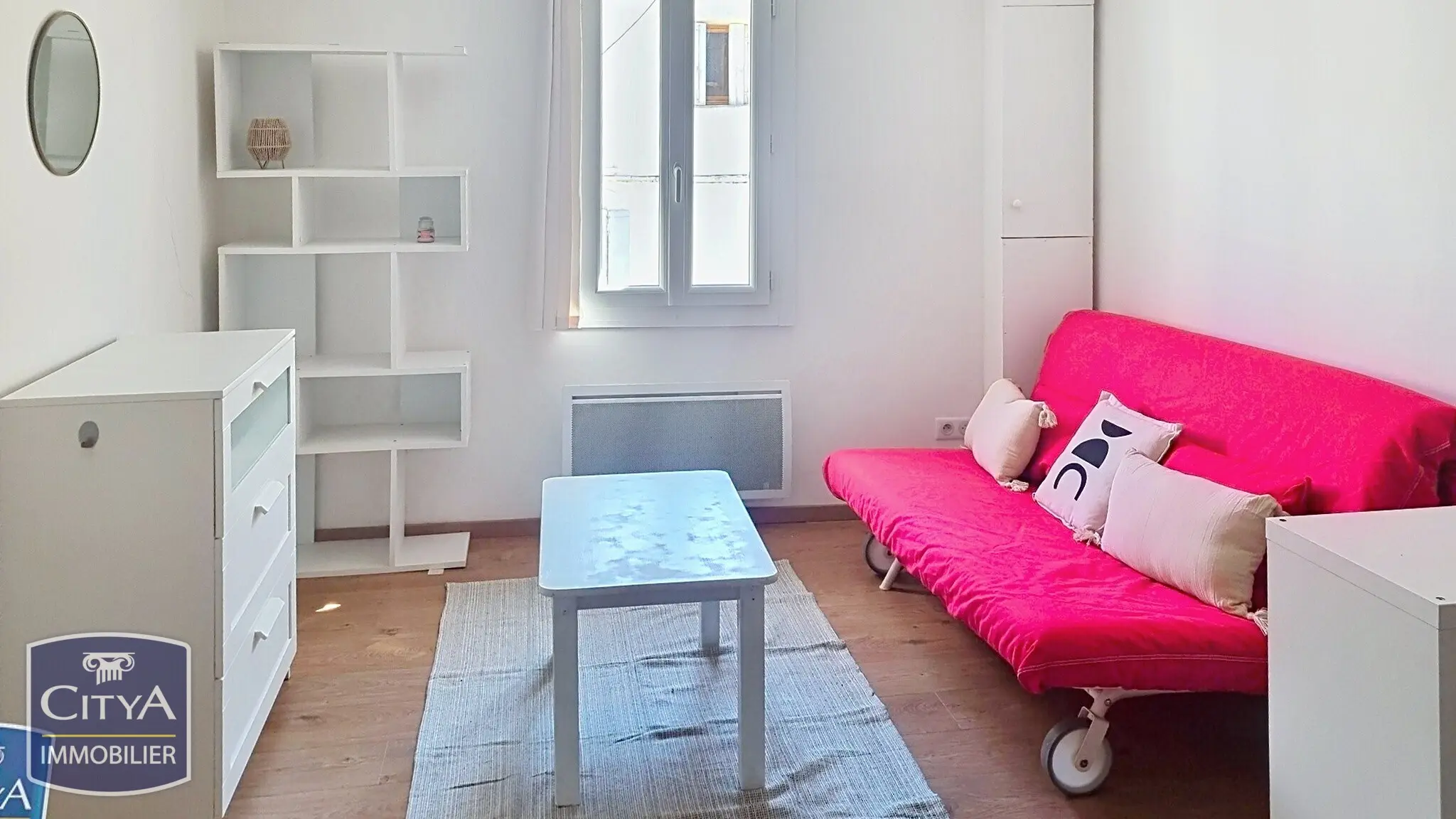 Photo 1 Appartement 1 pièce 23.5m²