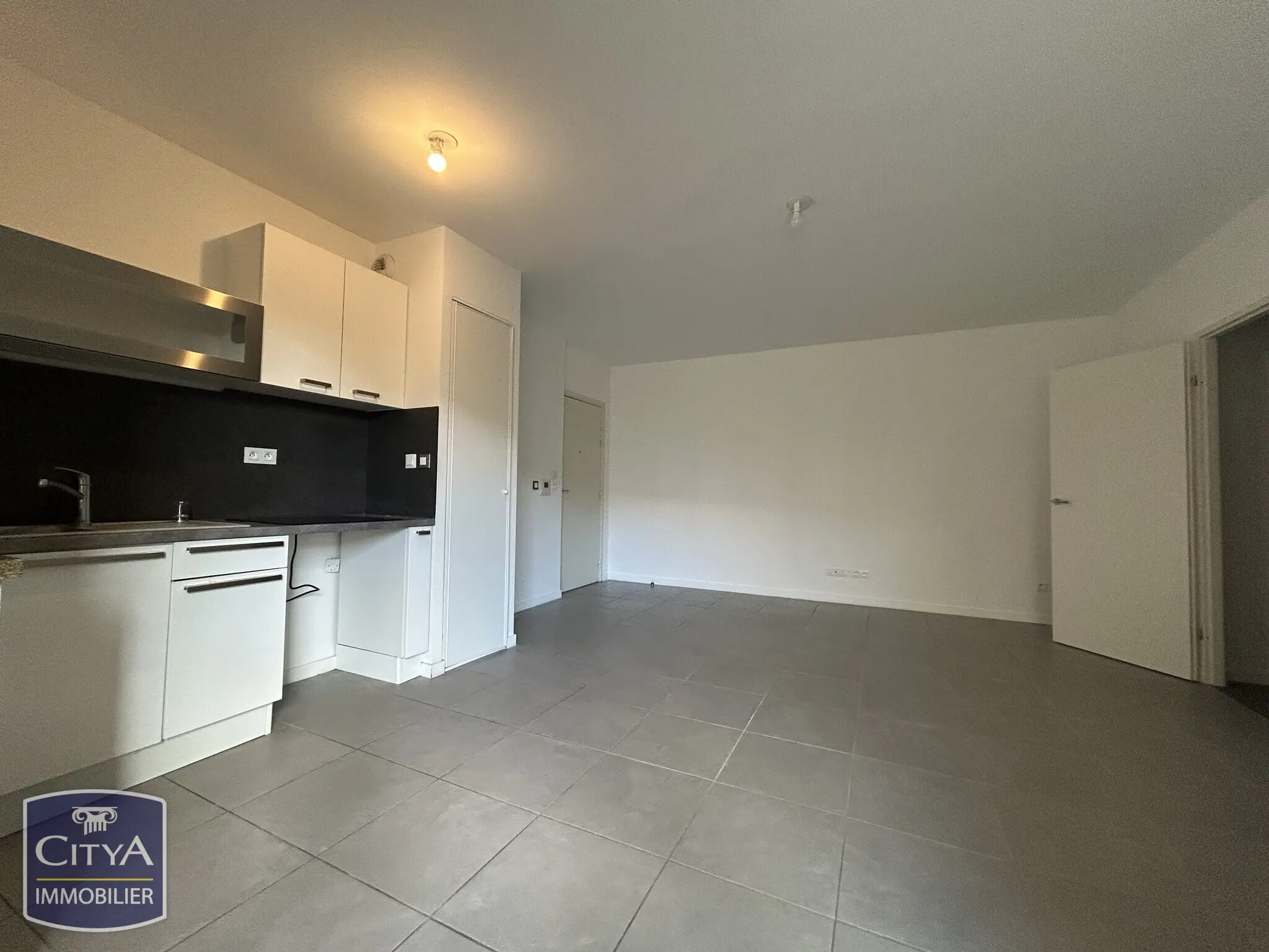 Photo 10 Appartement 2 pièces 48m²