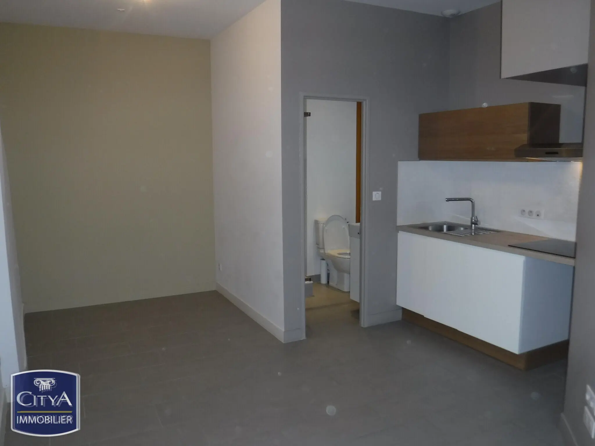 Photo 1 Appartement 1 pièce 20m²