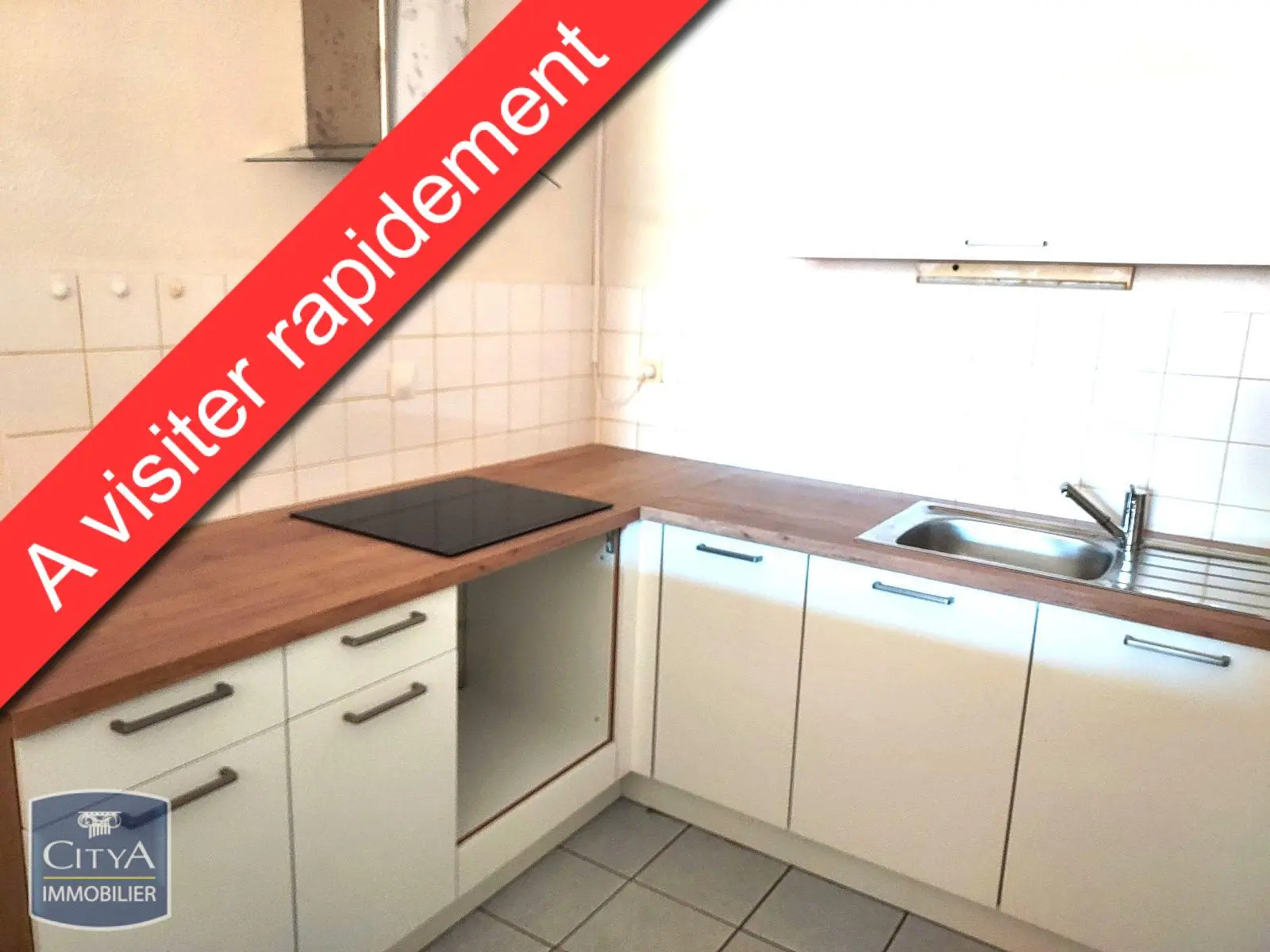 Photo 1 Appartement 1 pièce 43m²