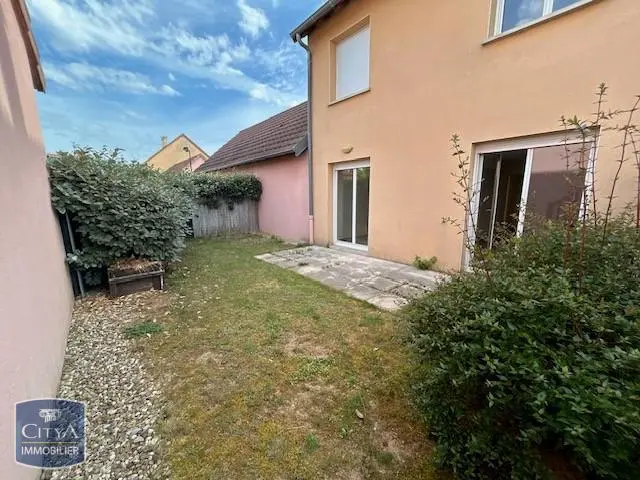 Photo 1 Maison 4 pièces 82.05m²