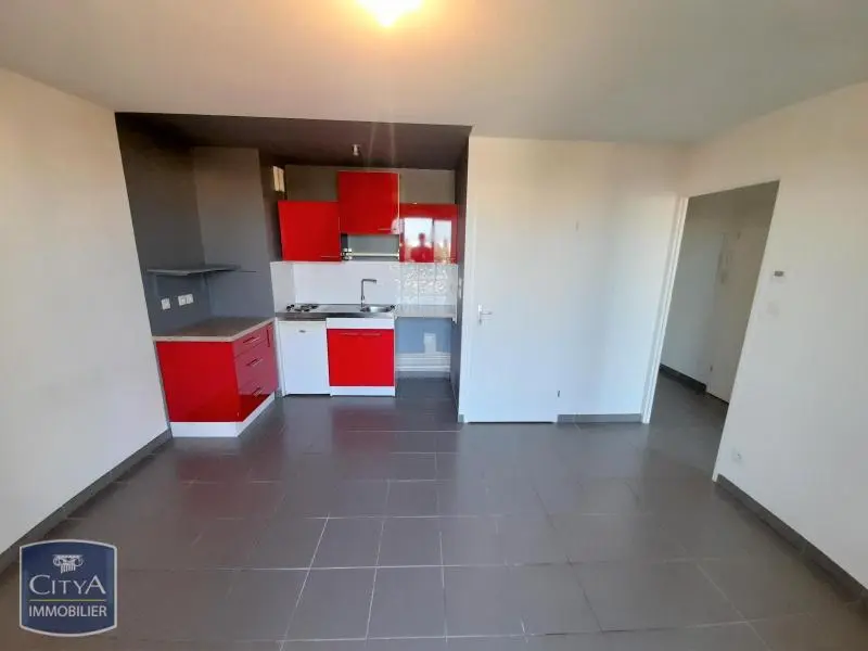Photo 2 Appartement 1 pièce 31.04m²