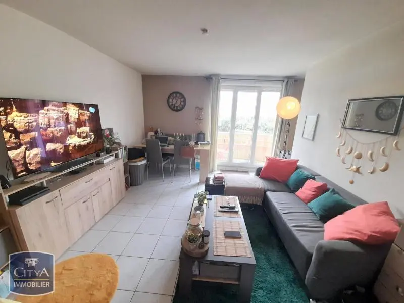 Photo 1 Appartement 1 pièce 35.1m²