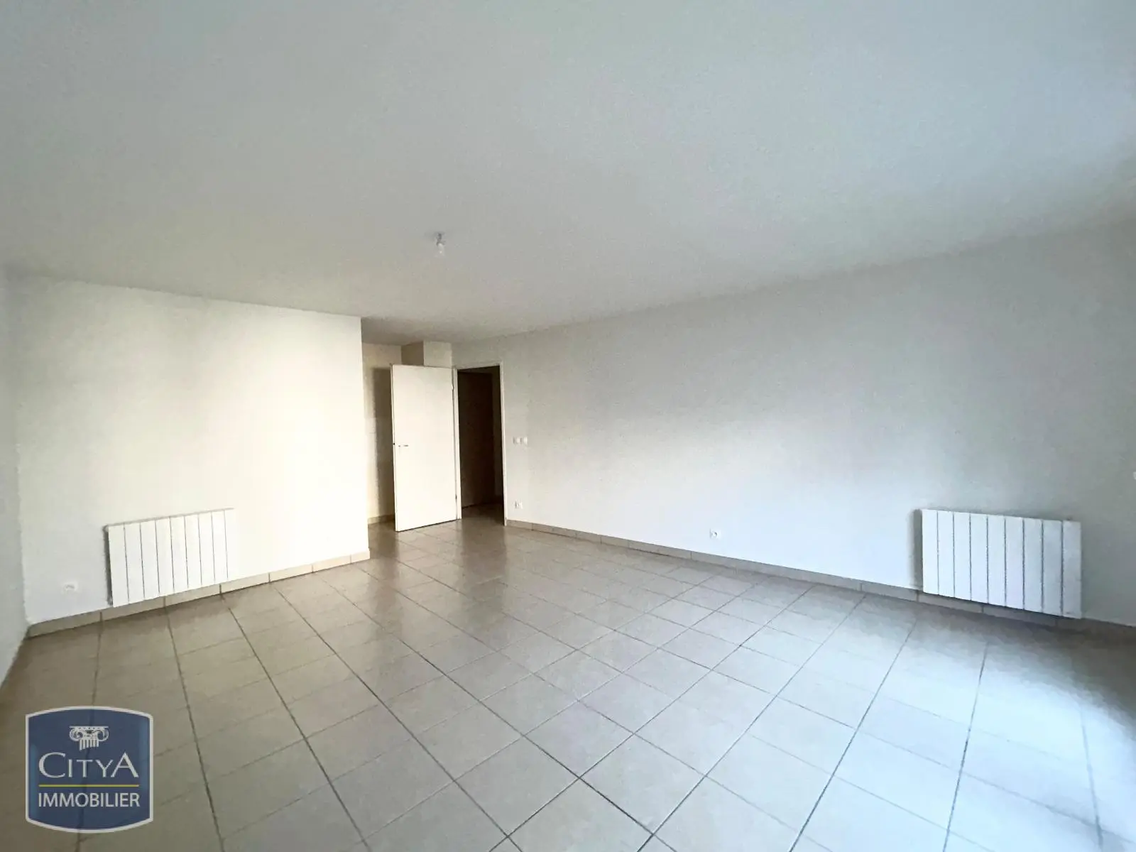 Photo 2 Appartement 1 pièce 32.04m²