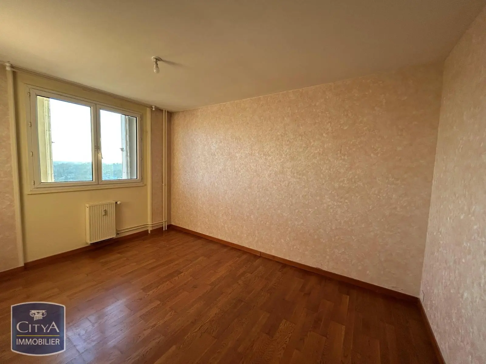 Photo 3 Appartement 4 pièces 77m²