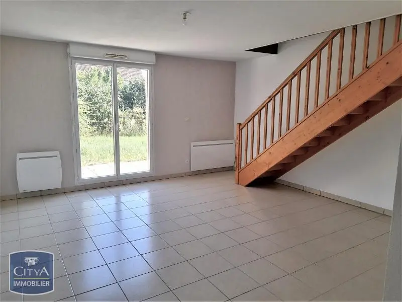 MAISON T3 A LOUER