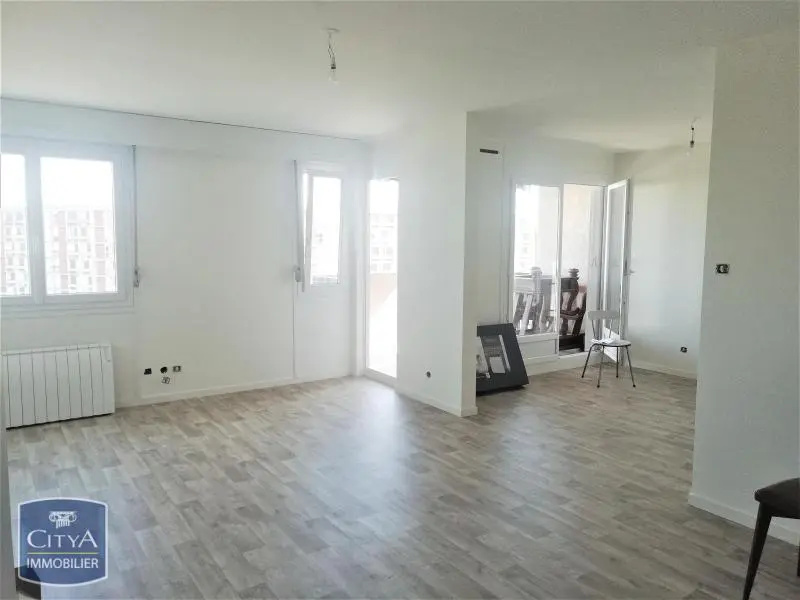 Photo 2 Appartement 4 pièces 78.81m²