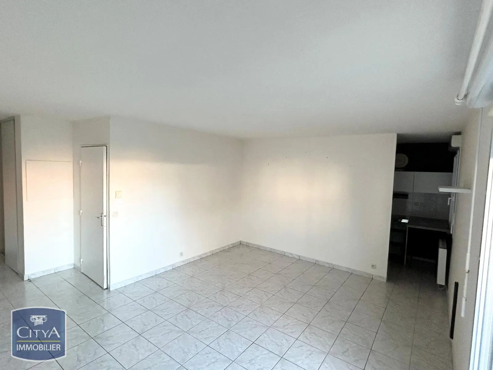 Photo 2 Appartement 2 pièces 48.07m²