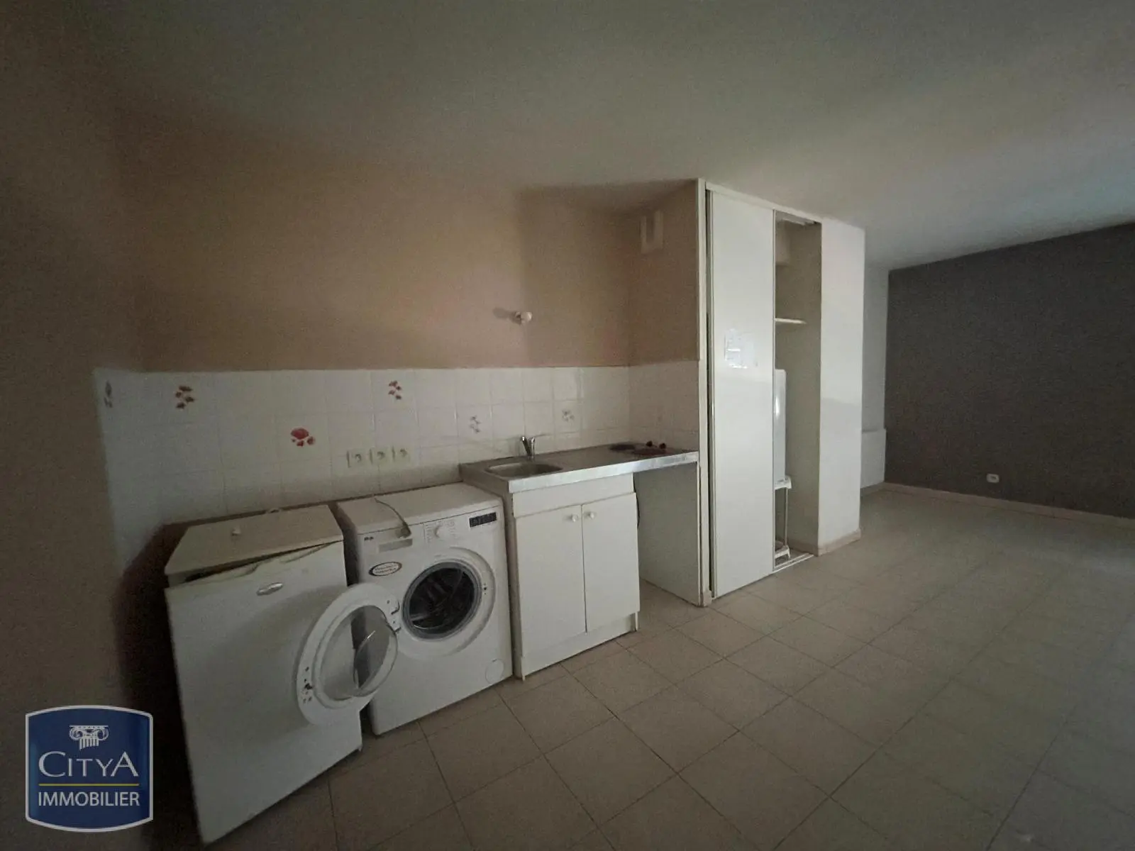 Photo 3 Appartement 1 pièce 34.77m²