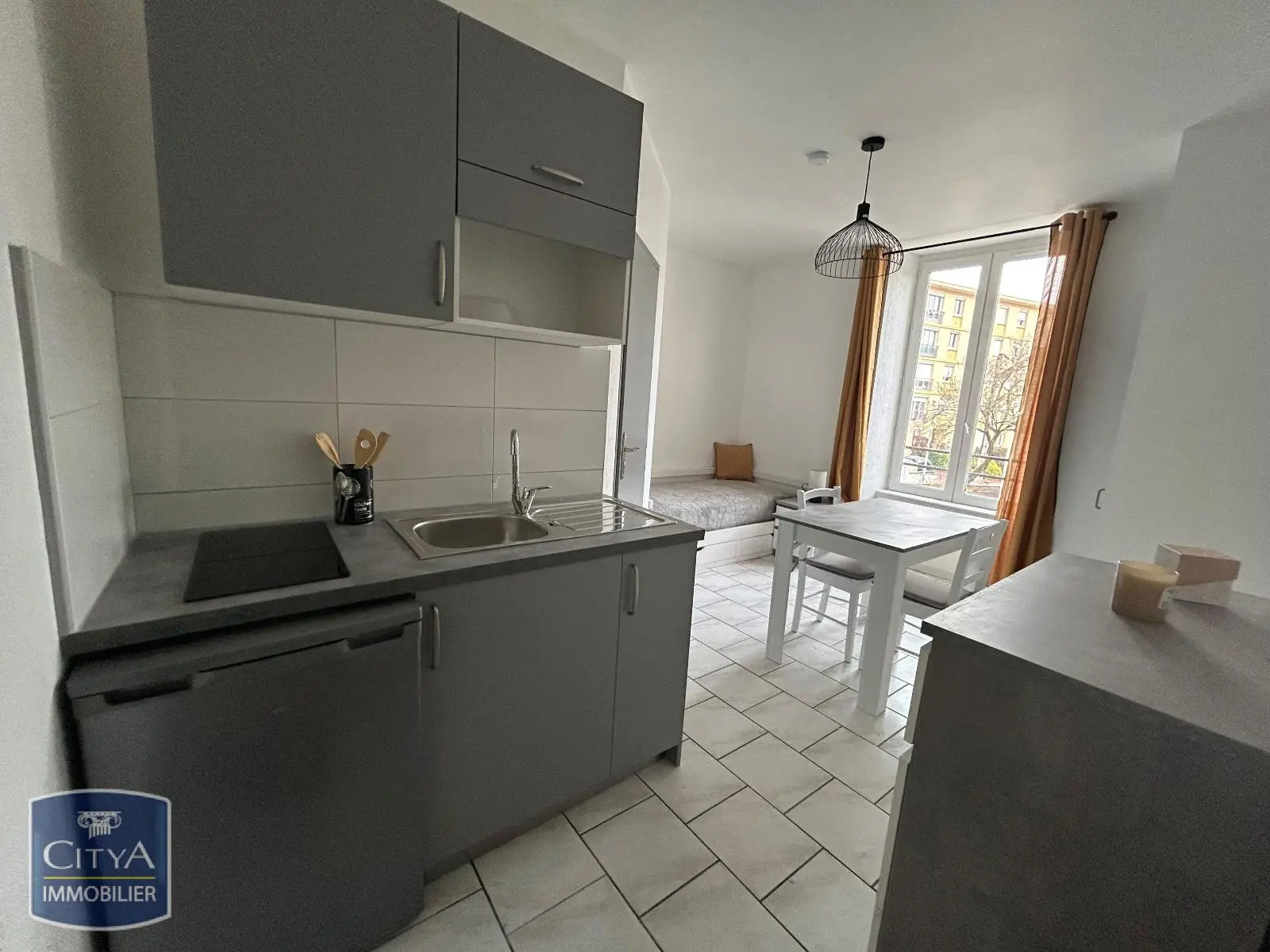 Photo 1 Appartement 1 pièce 18.02m²