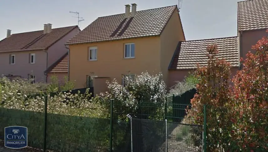 Photo 1 Maison 4 pièces 82.05m²