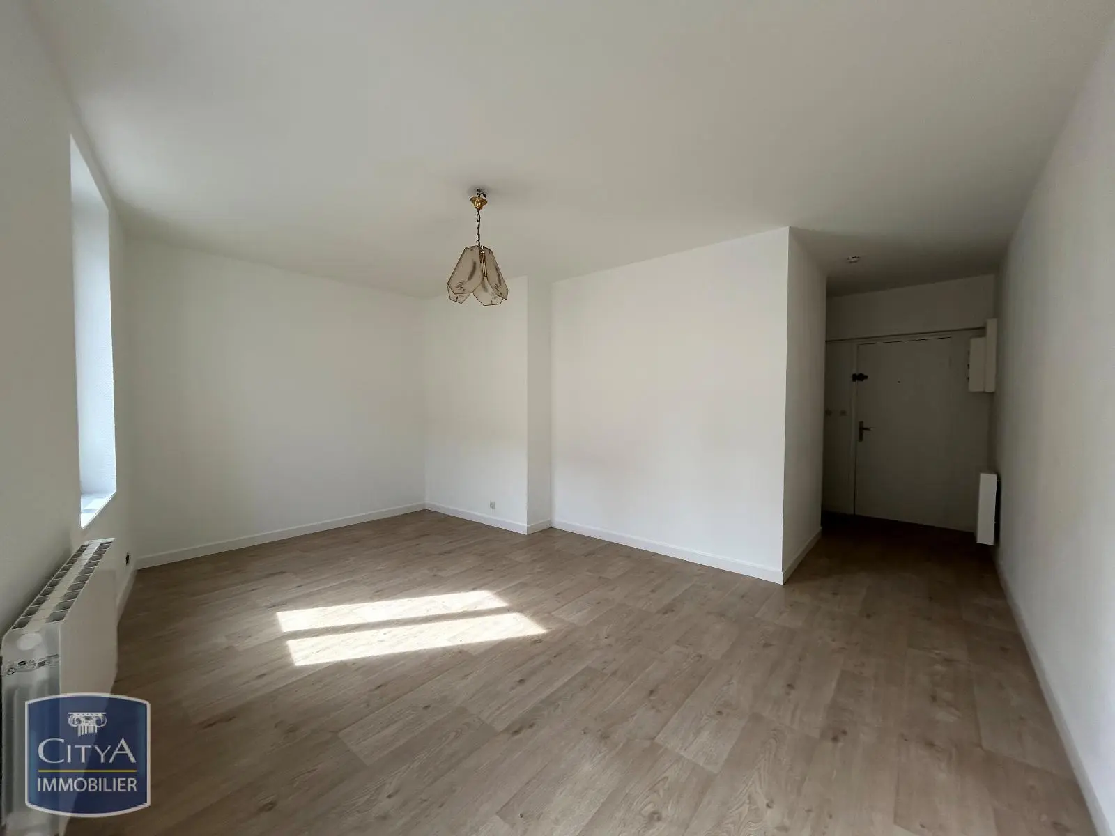 Photo 2 Appartement 1 pièce 34m²
