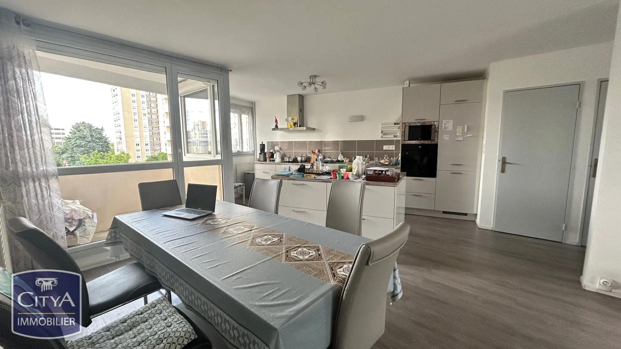 Photo 1 Appartement 5 pièces 113.24m²