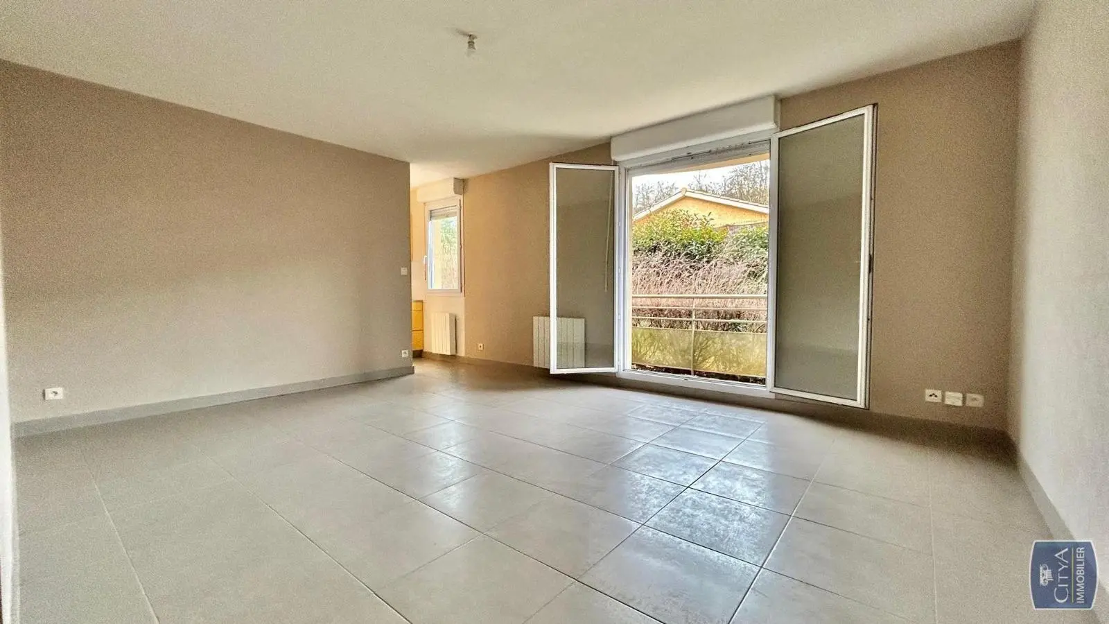 Photo 1 Appartement 2 pièces 48m²