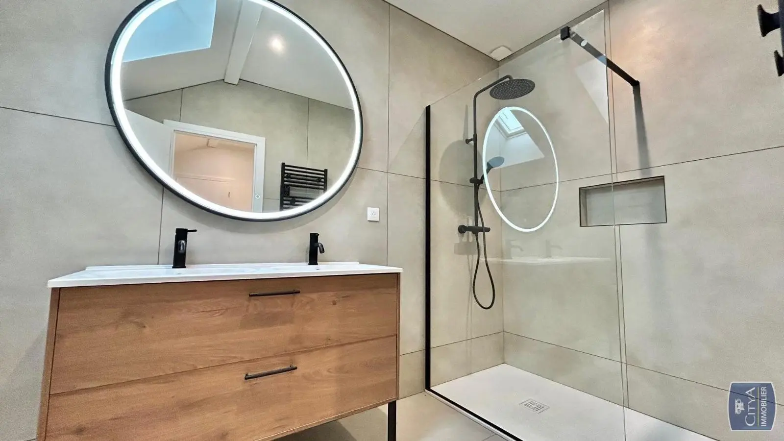 Photo 12 Maison 4 pièces 145m²