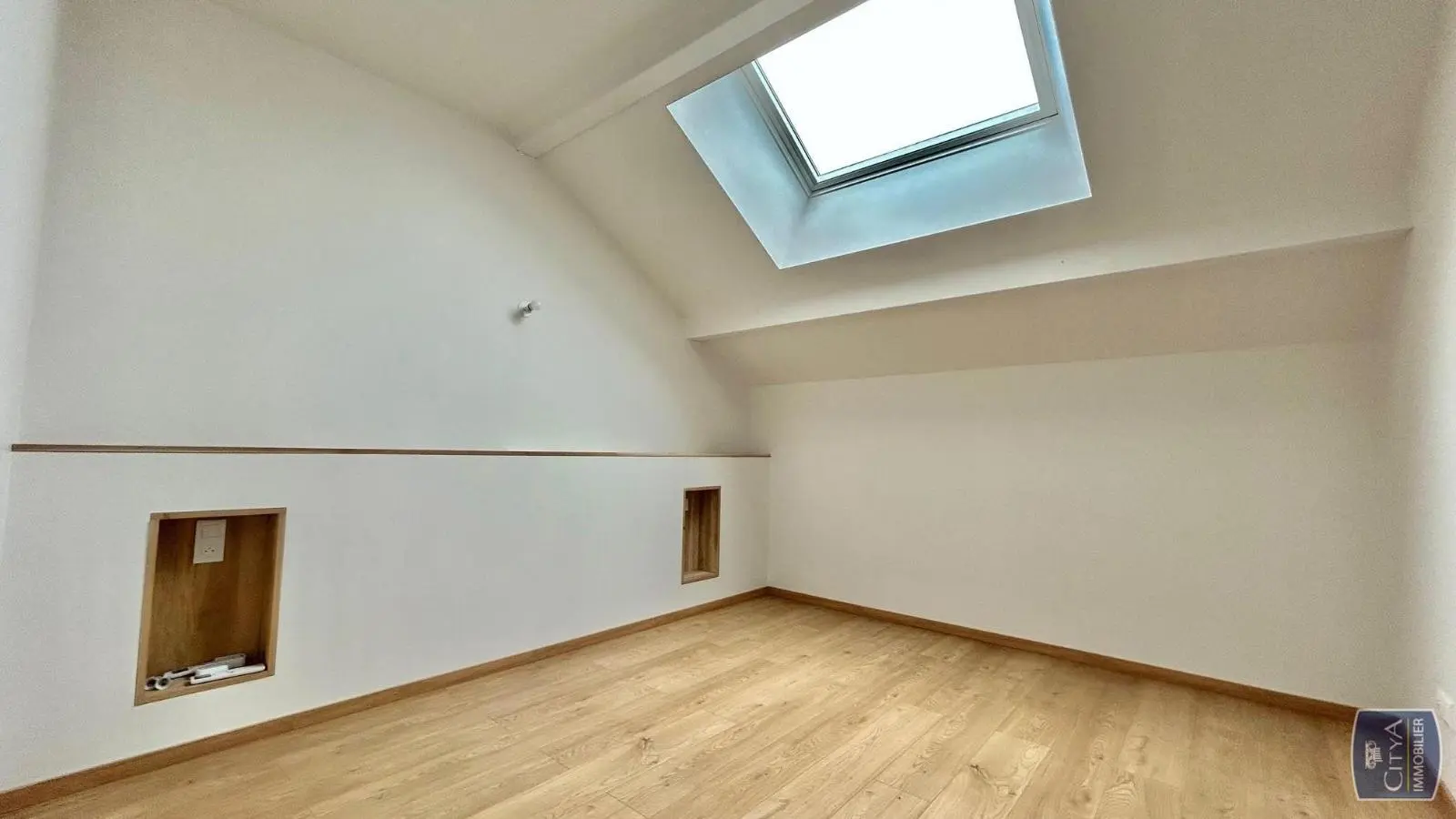 Photo 13 Maison 4 pièces 145m²