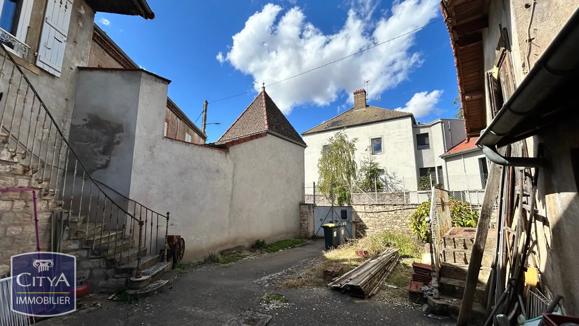 Photo 3 Immeuble 130m²