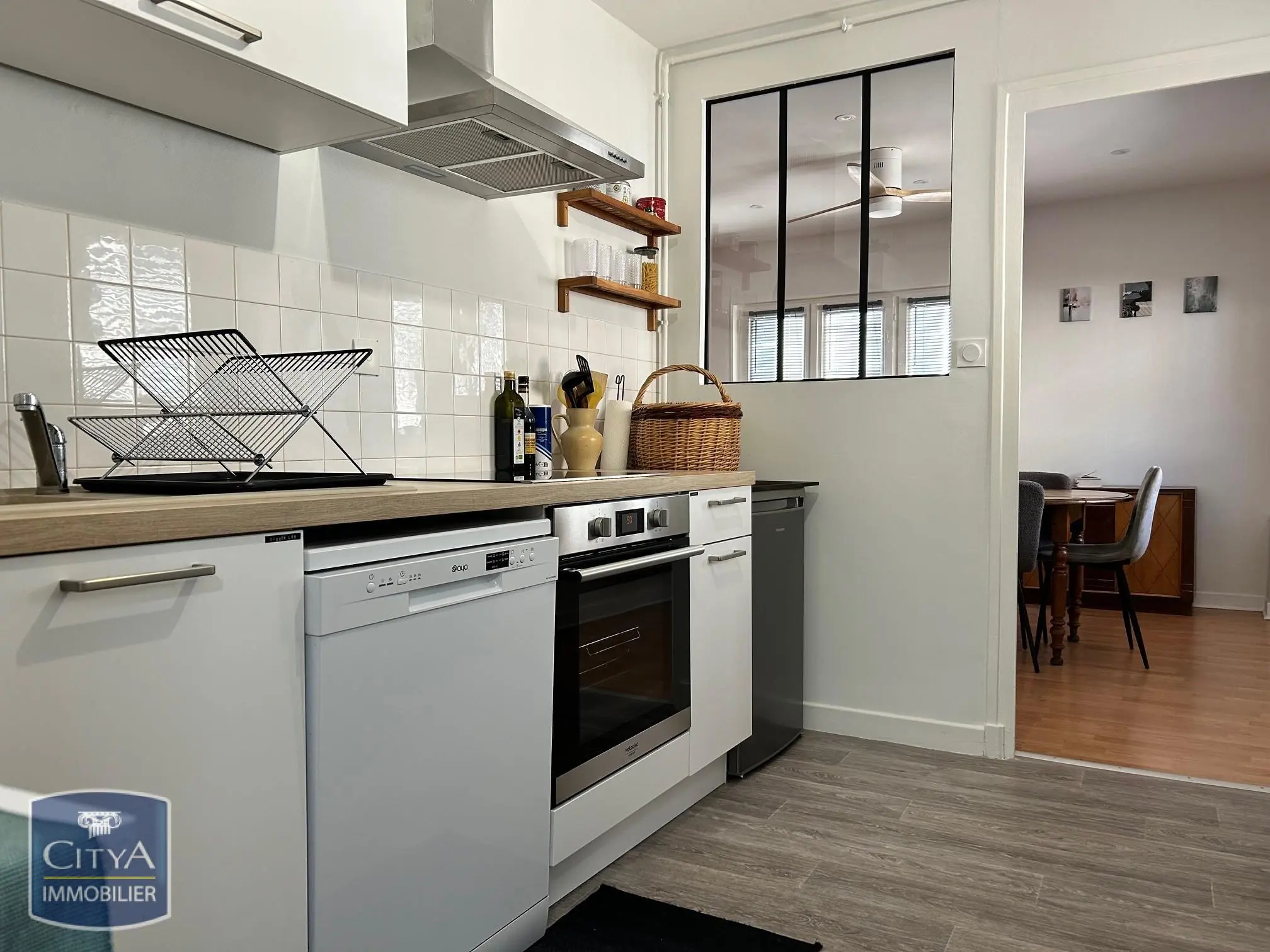 Photo 6 Immeuble 288m²