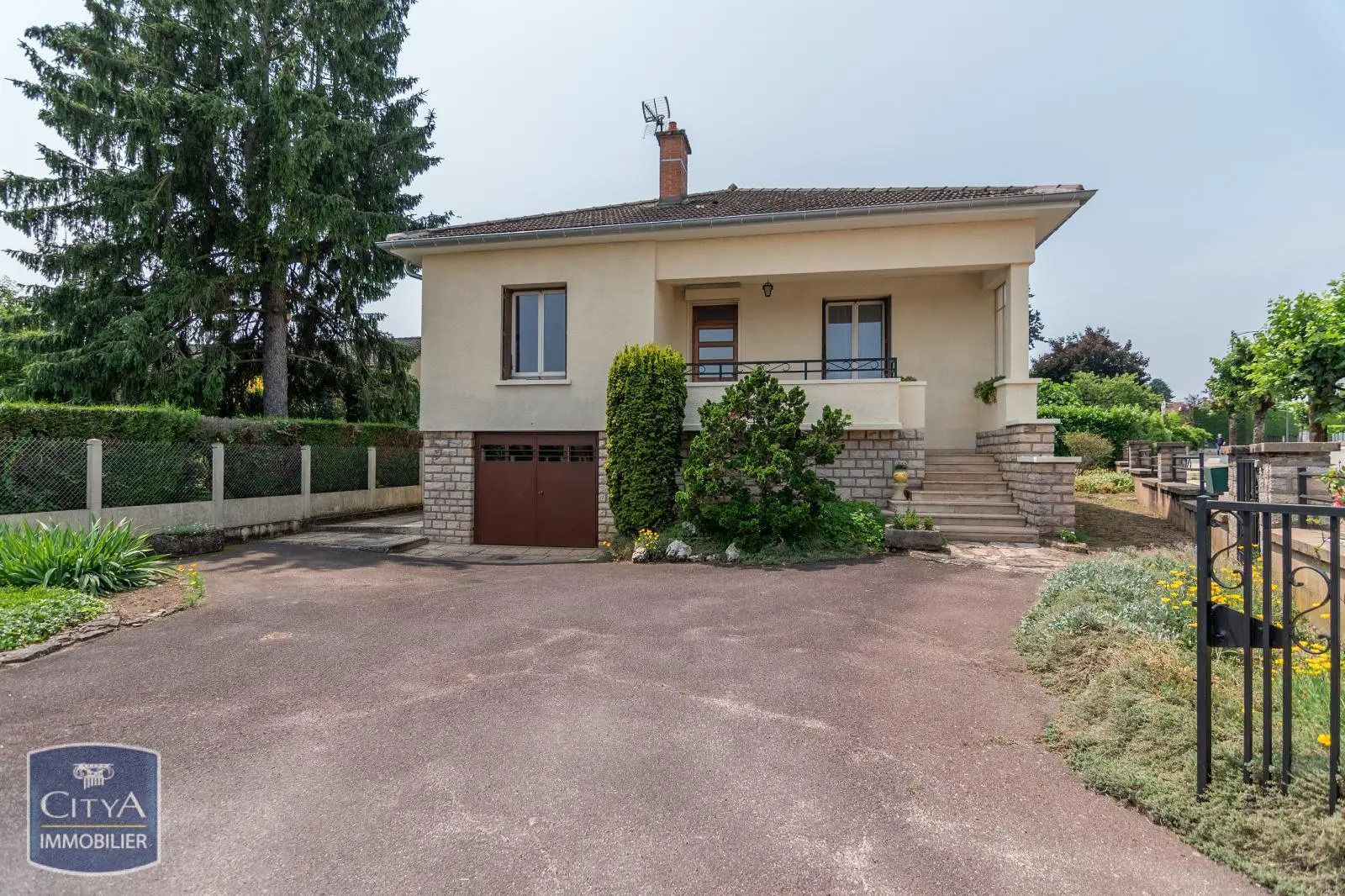 Photo 1 Maison 5 pièces 124m²
