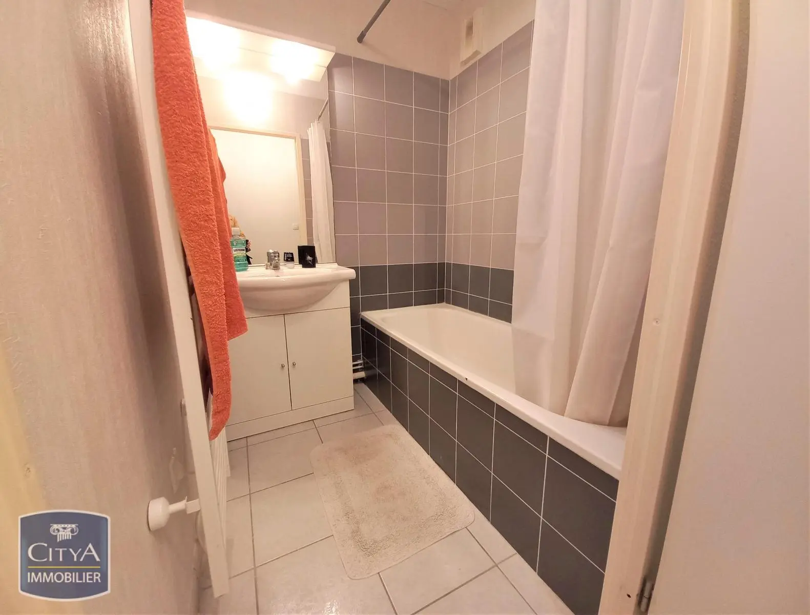 Photo 2 appartement Lons-le-Saunier