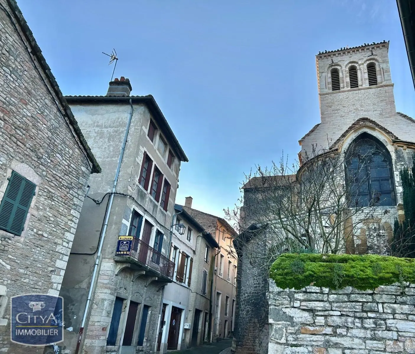 Photo 2 Immeuble 100m²