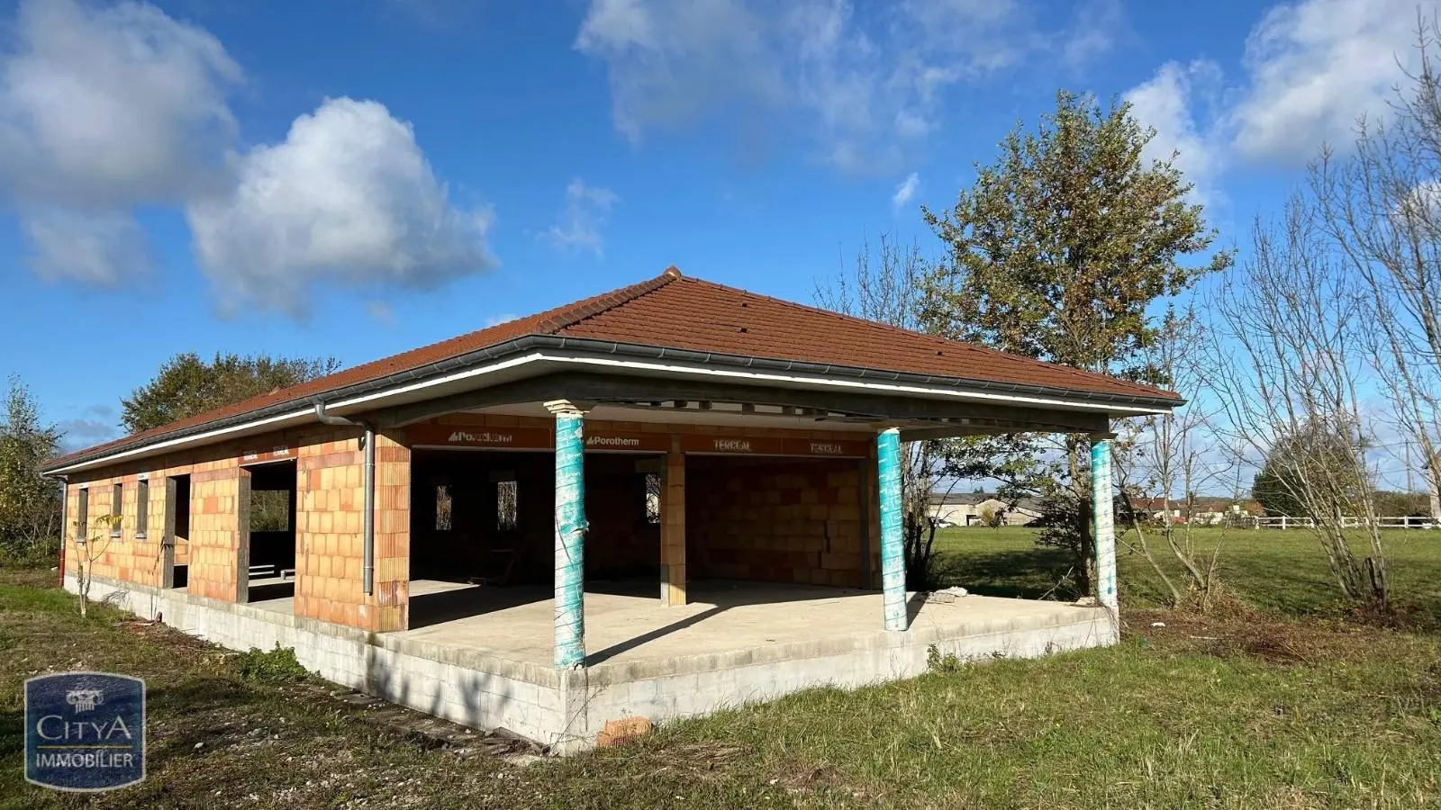 Photo 1 pour Maison 5 pièces 190m² Photo 1 Maison 5 pièces 190m²