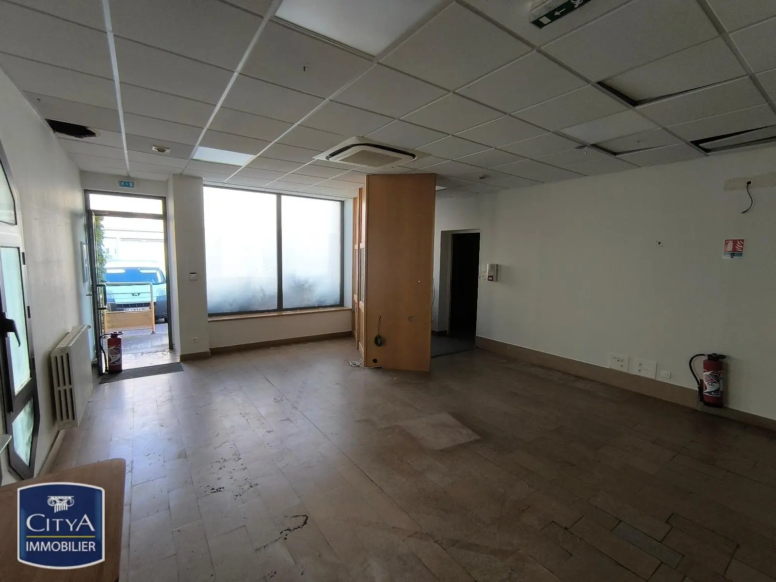 Photo 3 Local Commercial