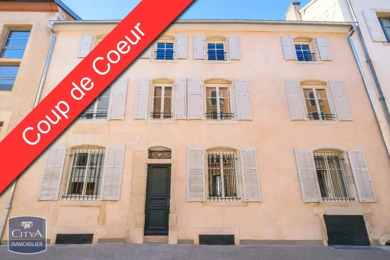 Photo 1 Appartement 1 pièce 29.9m²