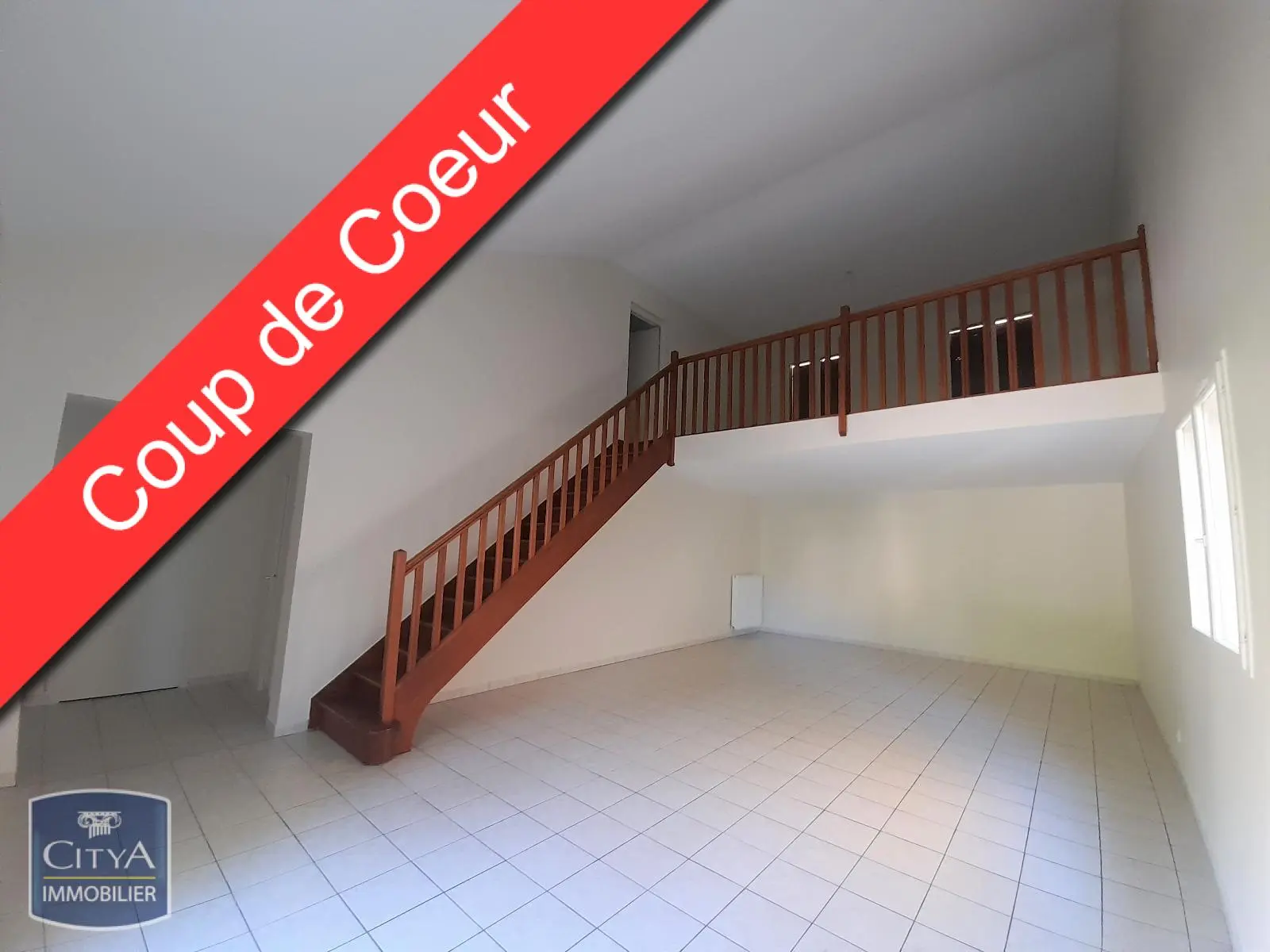 Photo 1 Maison 5 pièces 164.51m²