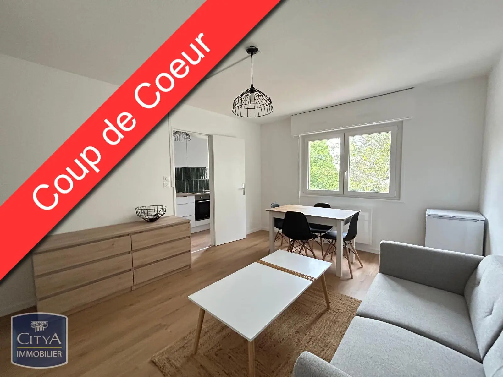 Photo 1 Appartement 1 pièce 33.85m²