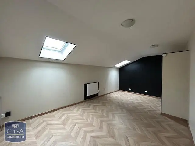 Photo 1 Appartement 1 pièce 32.5m²