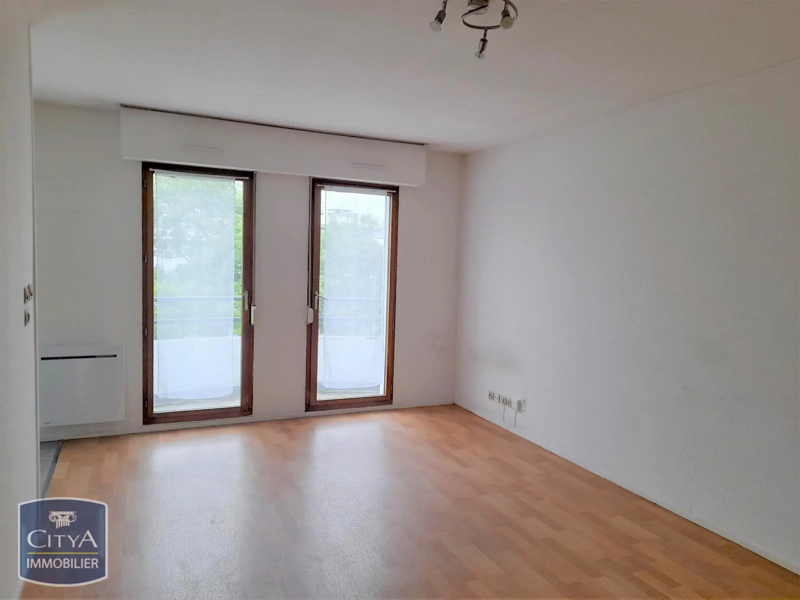 Photo 1 Appartement 1 pièce 31.49m²