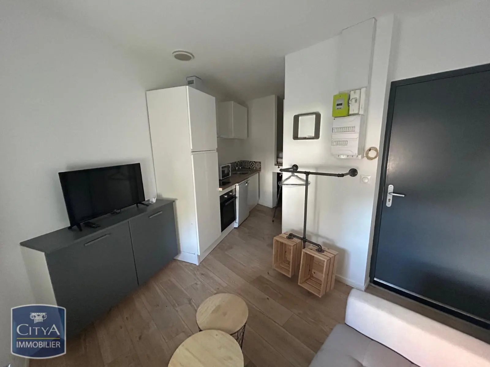 Photo 1 Appartement 1 pièce 16.5m²