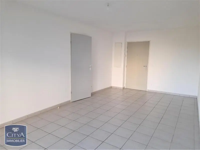 A louer T2 avec balcon secteur EPINAL