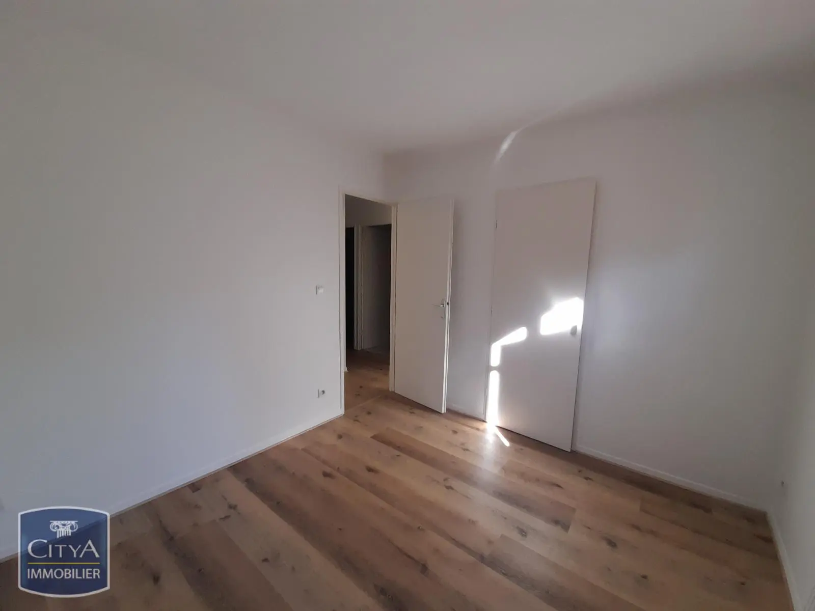 Photo 9 Maison 5 pièces 164.51m²