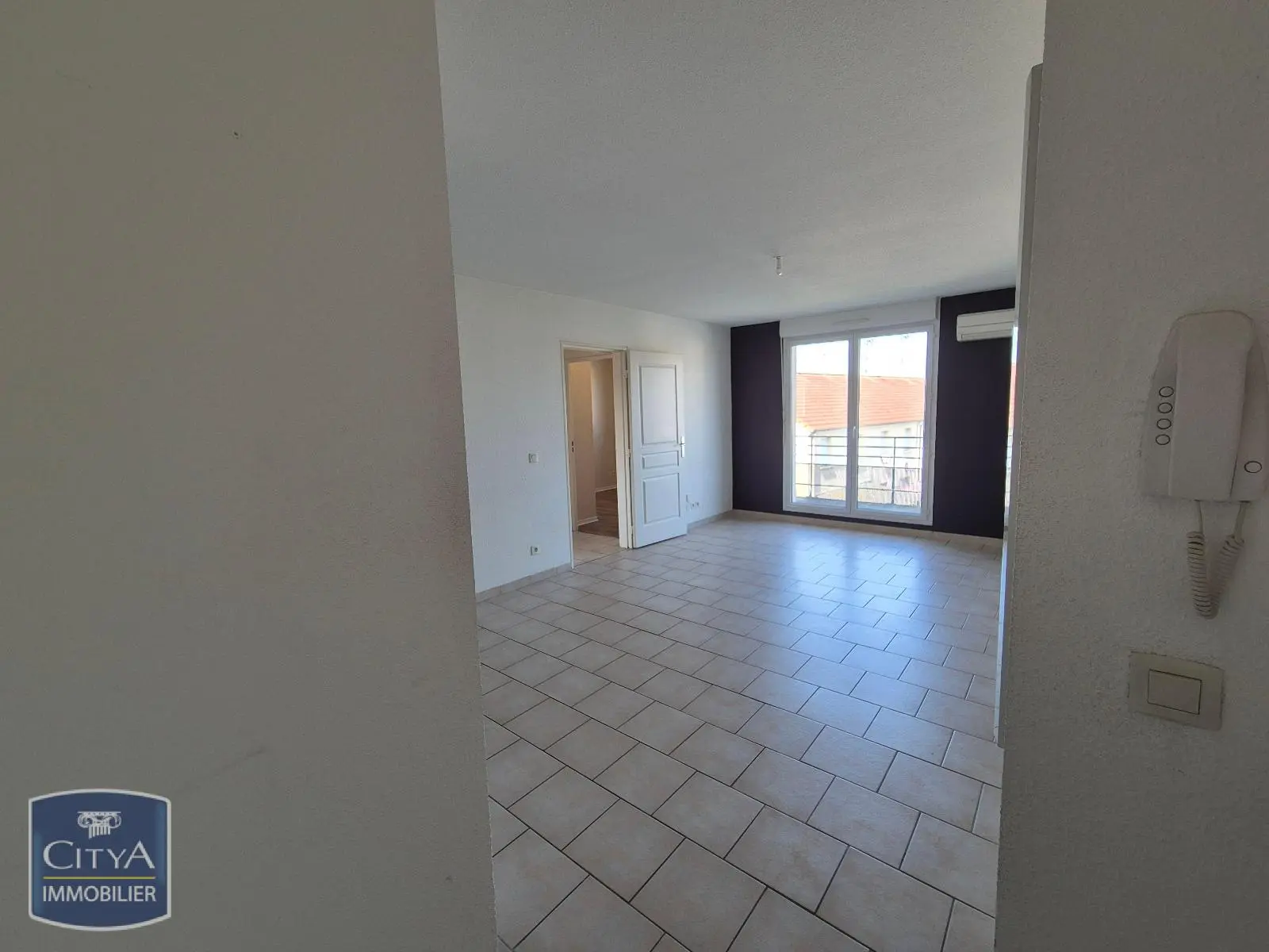 Photo 1 Appartement 2 pièces 54.83m²
