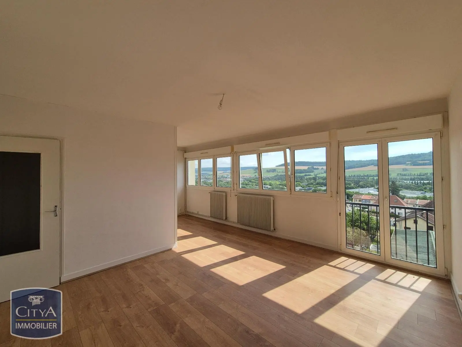 Photo 1 Appartement 4 pièces 70m²
