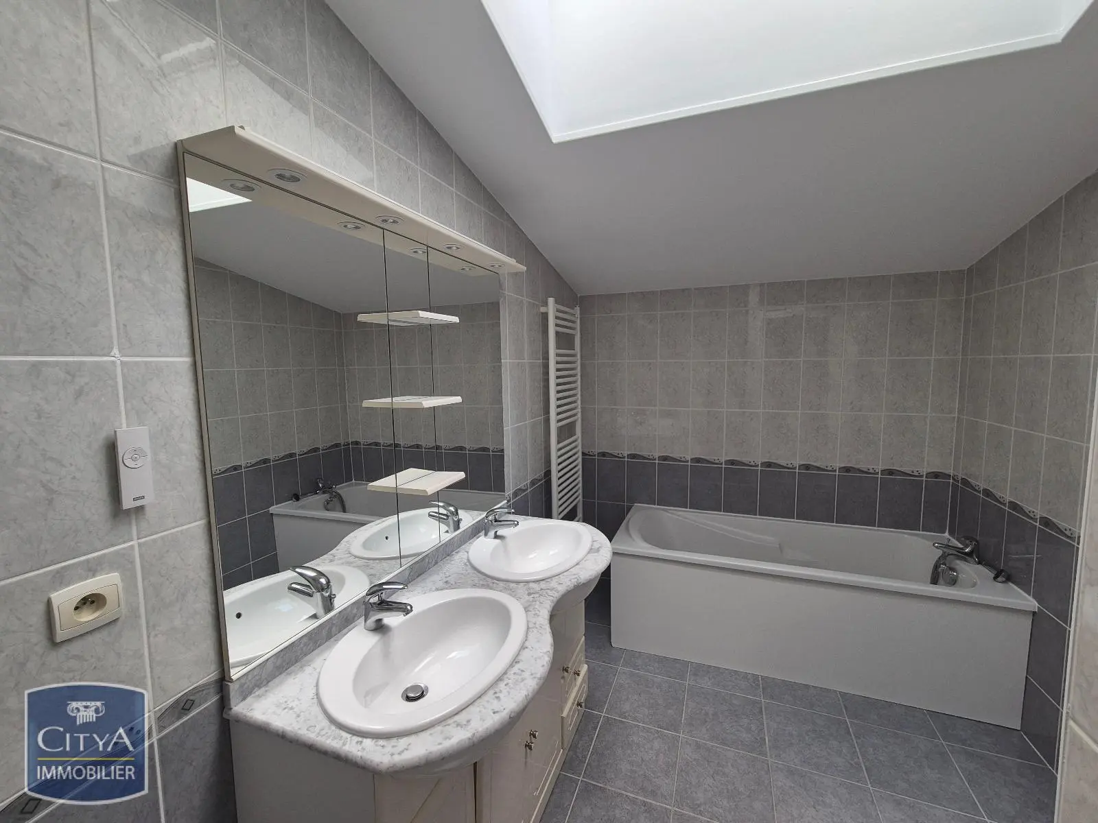 Photo 15 Appartement 6 pièces 151.88m²