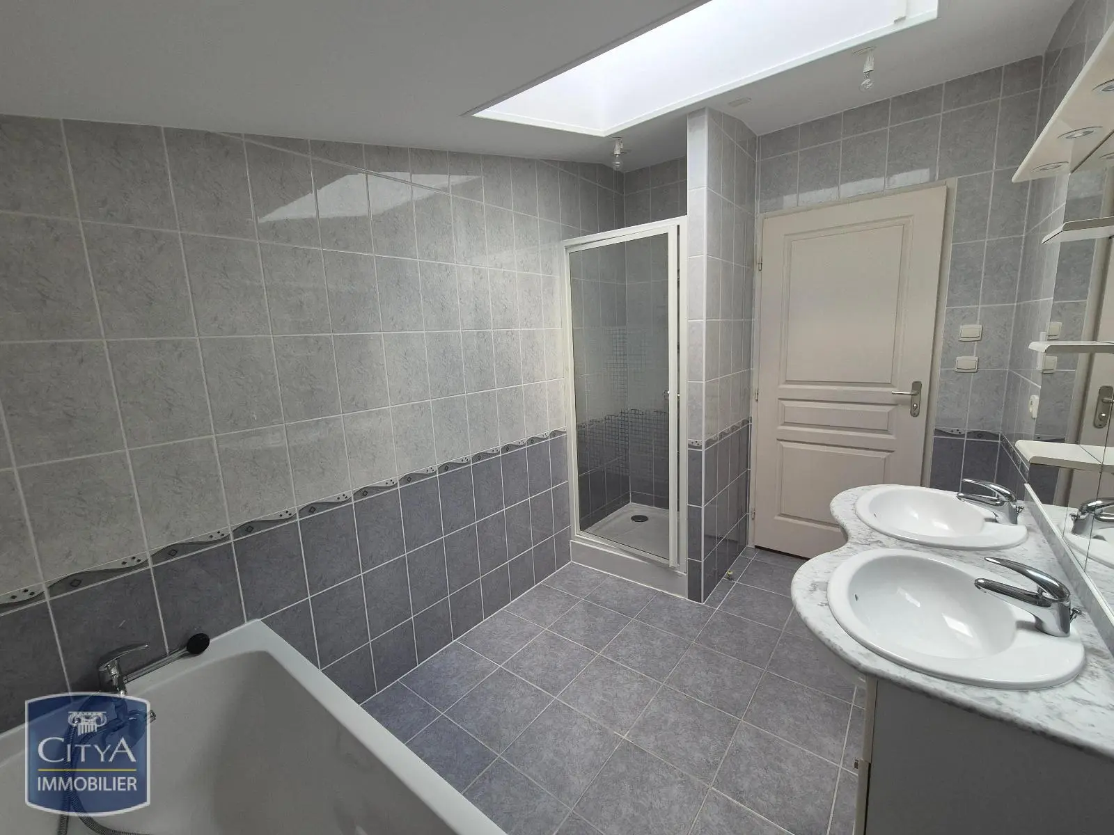 Photo 16 Appartement 6 pièces 151.88m²