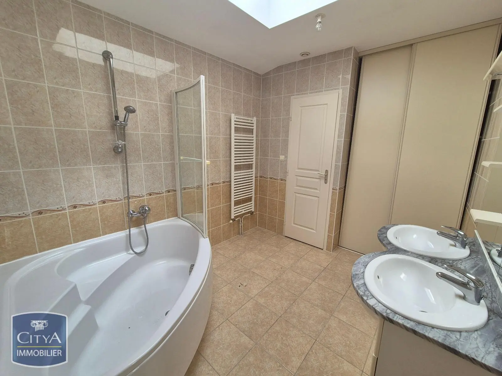 Photo 25 Appartement 6 pièces 151.88m²
