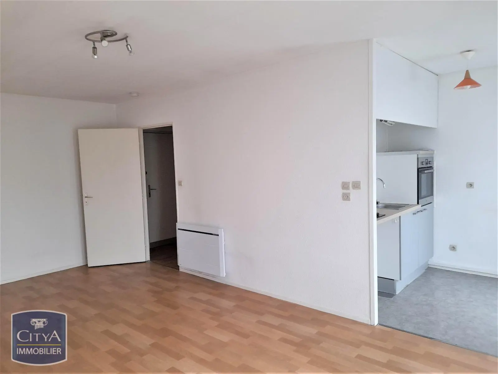 Photo 3 Appartement 1 pièce 31.49m²