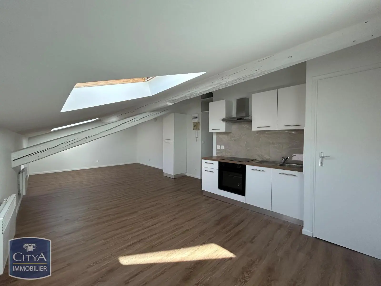 Photo 3 Appartement 1 pièce 37.9m²