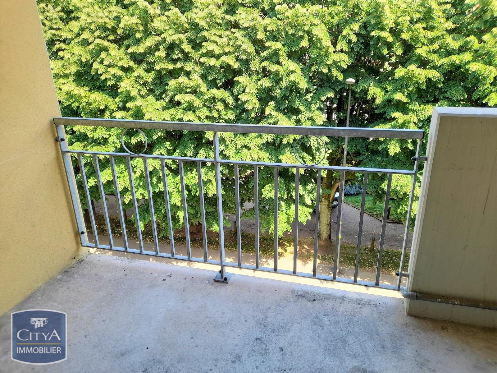 A louer T2 avec balcon et place de parking secteur Epinal