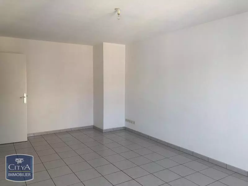 Illustration pour Appartement 2 pièces 45.25m² Photo Appartement 2 pièces 45.25m²