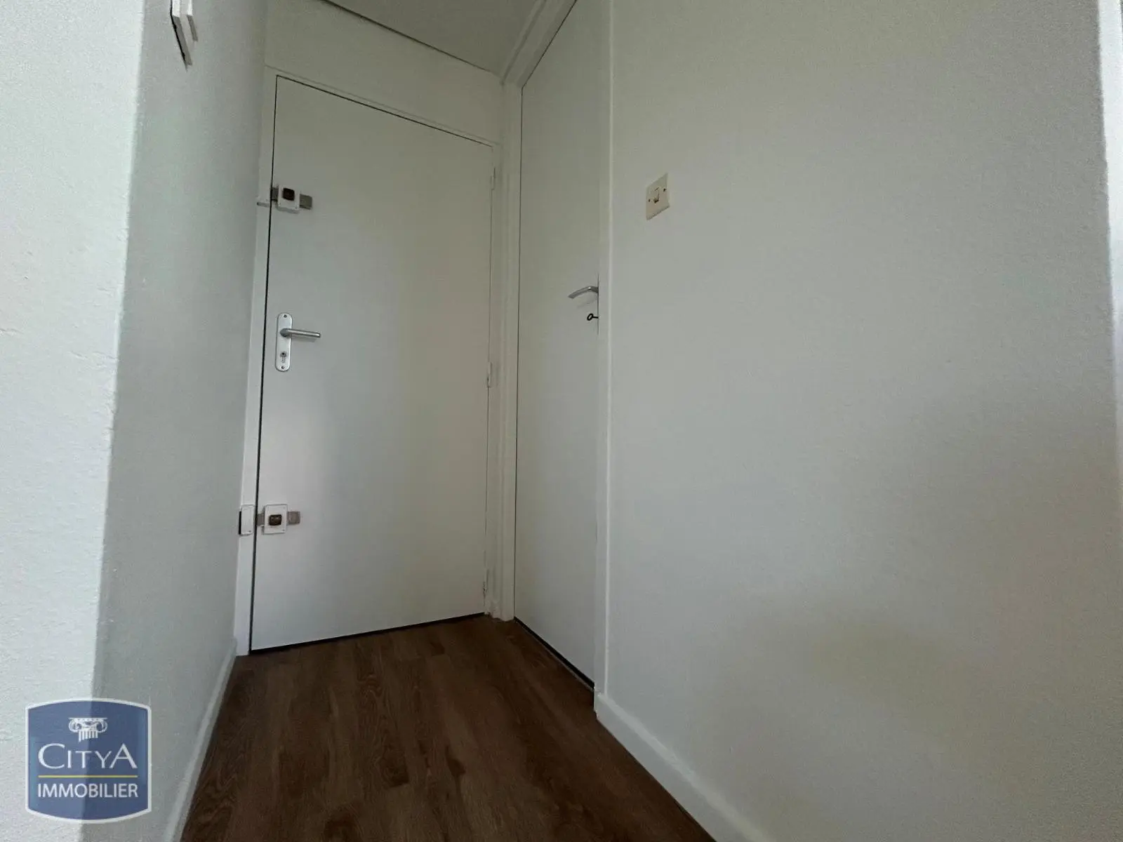 Photo 5 Appartement 1 pièce 37.9m²